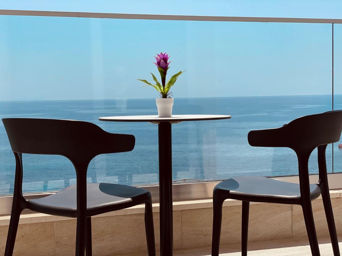 Ionian Terrace Bed & Breakfast Himare Bagian luar foto