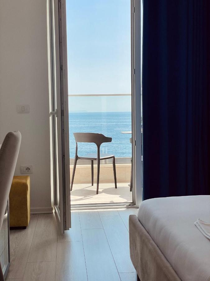 Ionian Terrace Bed & Breakfast Himare Bagian luar foto